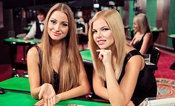 Hình ảnh đa dạng các trò chơi cá cược như thể thao, casino, slot game tại 888vv nhà cái